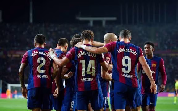 ”First-Half Result” in Football Sports Betting – Explained with Examples + Betting Tips