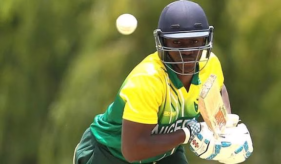 “Any Player to Score 100” in Cricket Sports Betting – Explained with Examples + Betting Tips