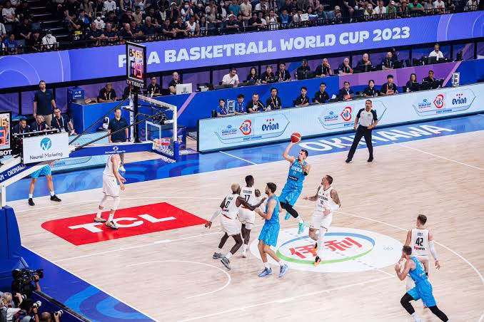 “Over 193.5” in Basketball Sports Betting – Explained with Examples + Betting Tips