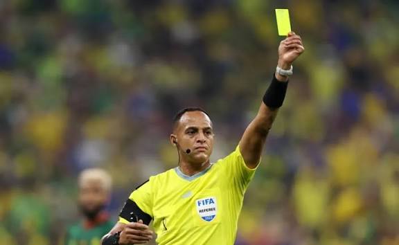 “Under 4.5 | Away Team Total Bookings” in football sports betting Explained with Examples + Betting Tips