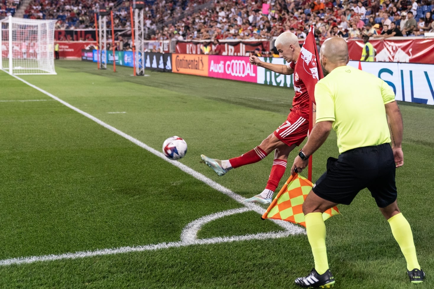 ”Home | Last Corner” in football Sports Betting Explained with Examples + Betting Tips