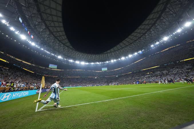 1st Half – Corner Handicap (-0.5) in Football Sports Betting Explained with Examples + Betting Tips